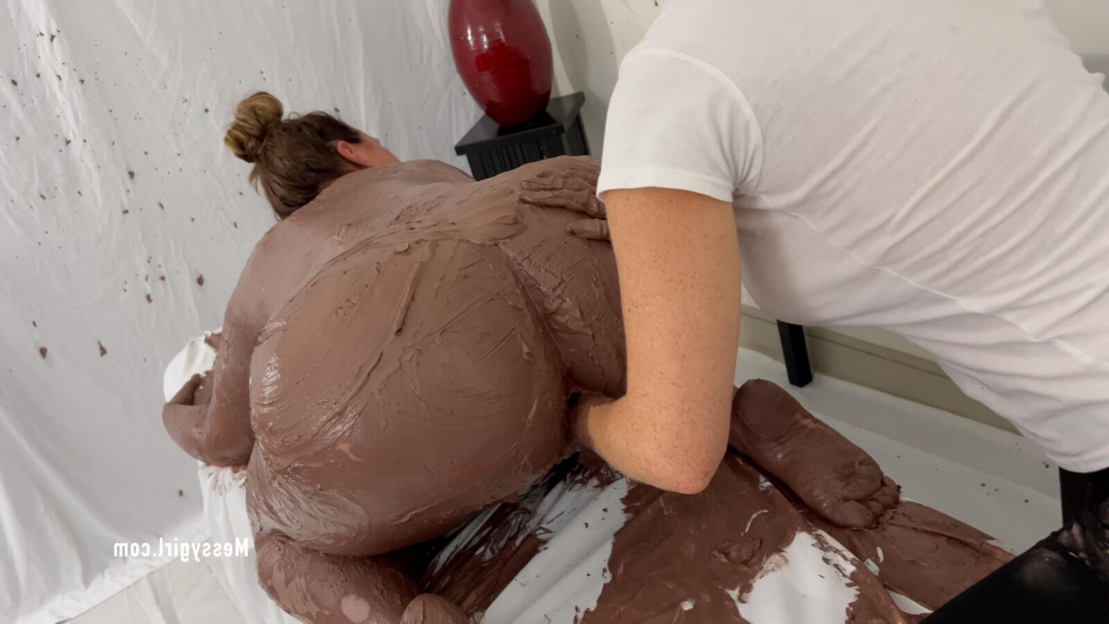 Massagem de lama deu errado