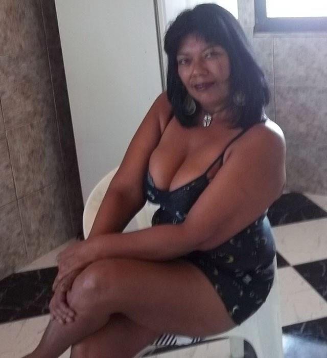 mature mothers grandmothers milf