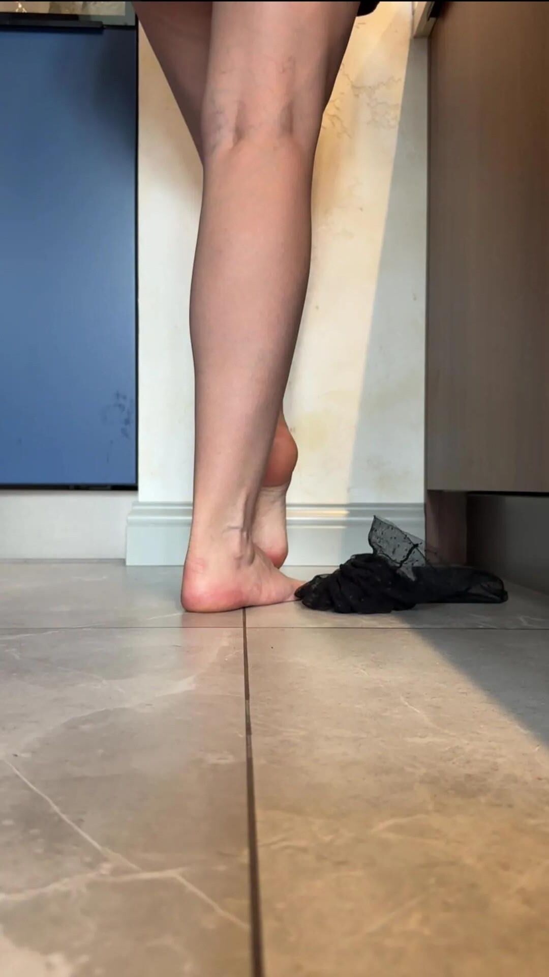 FEET FETISH 
