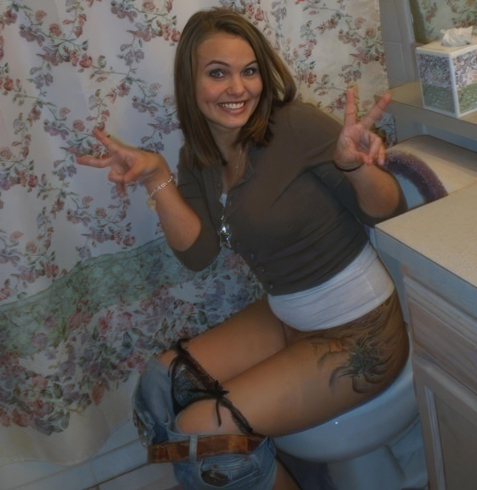 Toilet Bowl Girls 