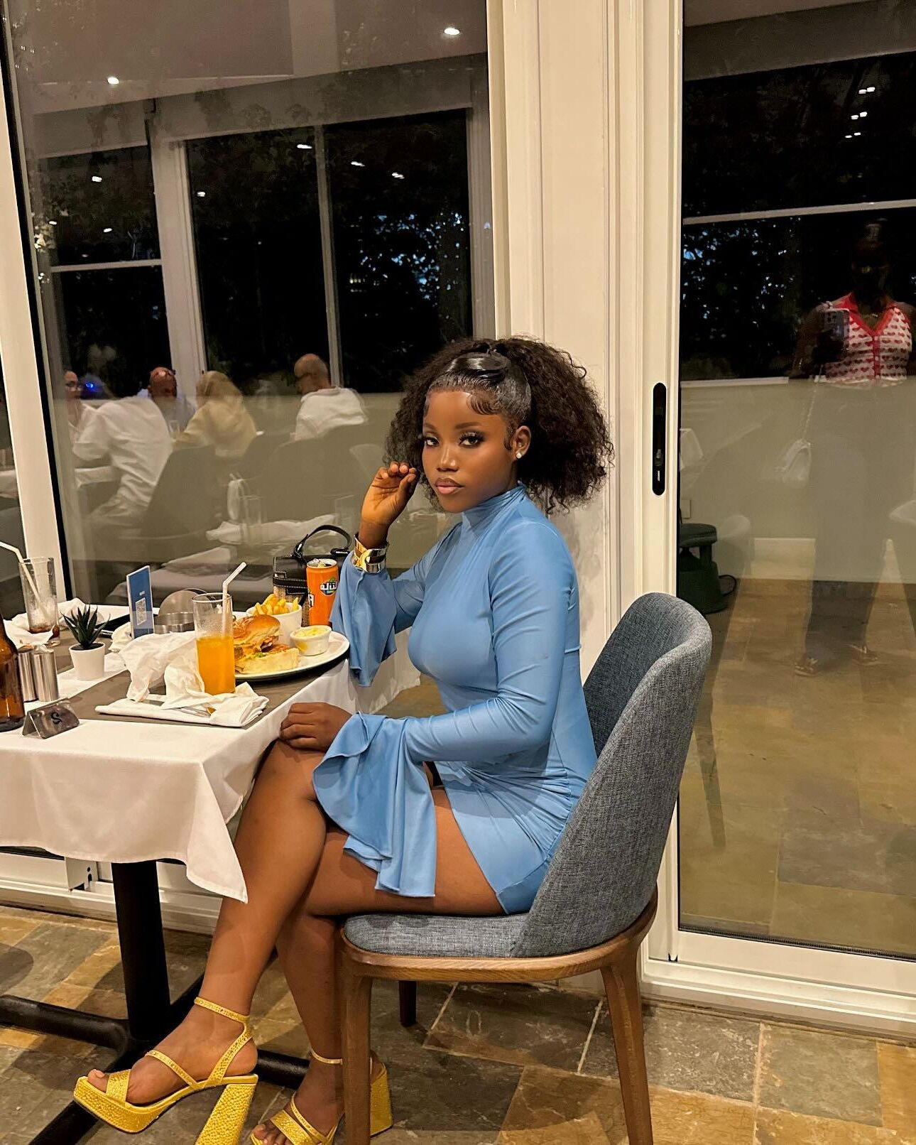 Leggy Ebony Amateurs 