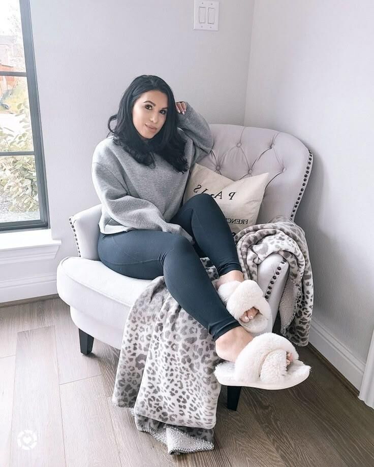 Feet with shoes for fap 