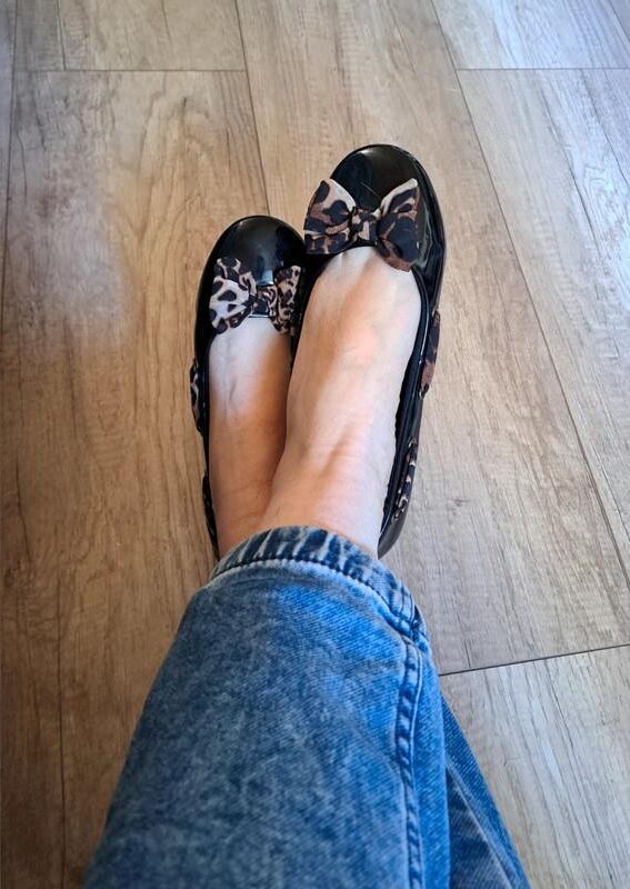 Feet with shoes for fap 