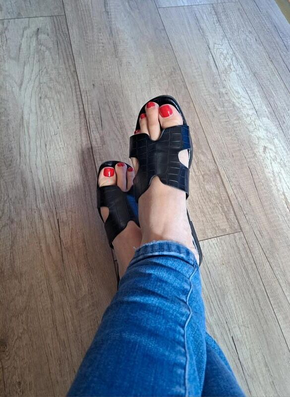 Feet with shoes for fap 
