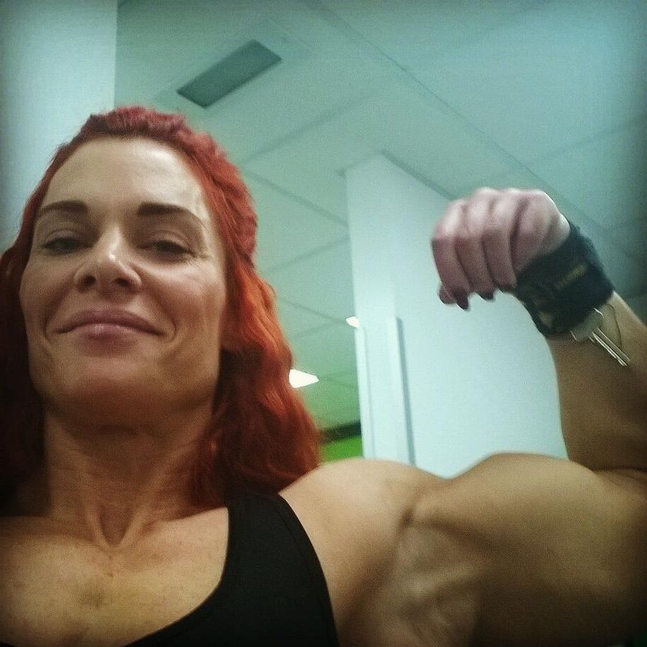 Random Muscle Girls 