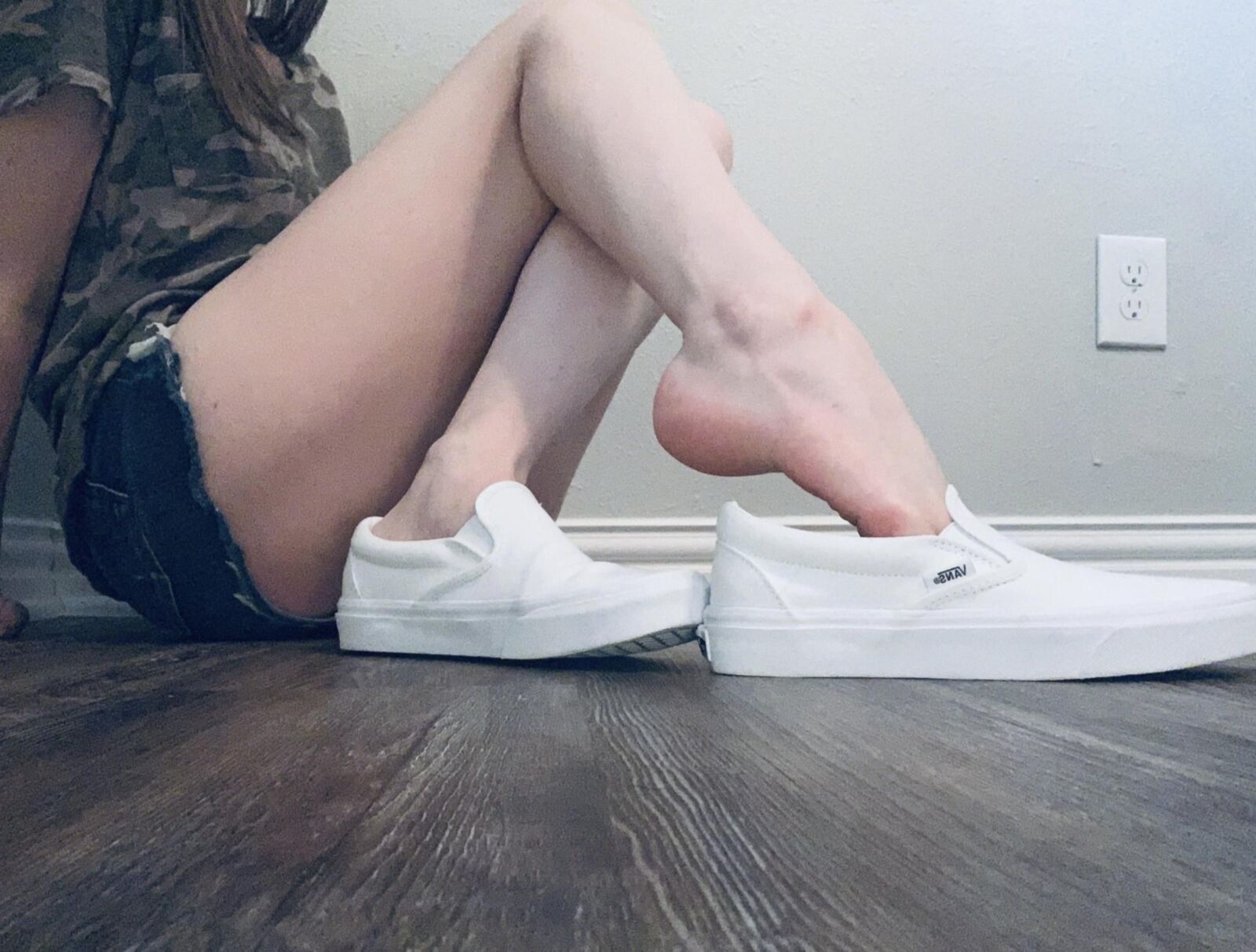 Heather removing her shoes to show her sexy toes