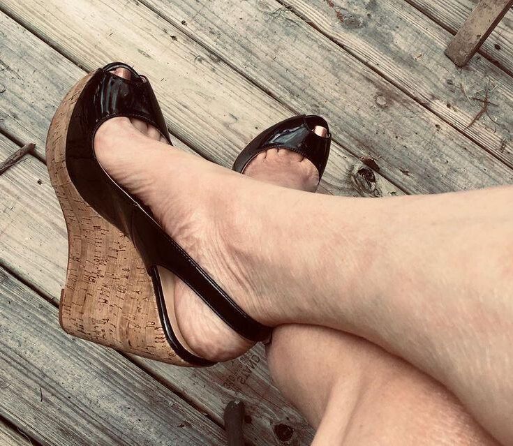 Feet with shoes for fap 
