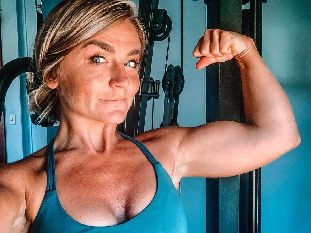 Random Muscle Girls 