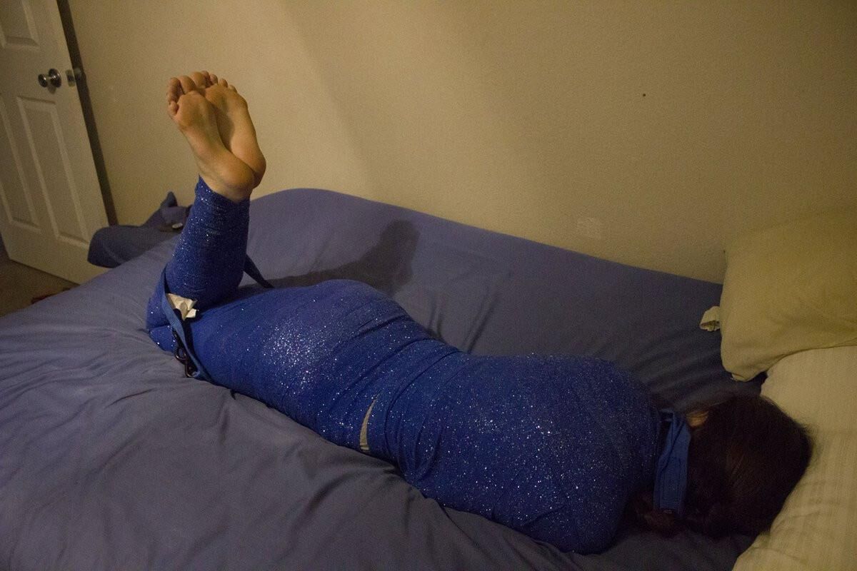 Feet (Soles, Dirty,Sniff) 