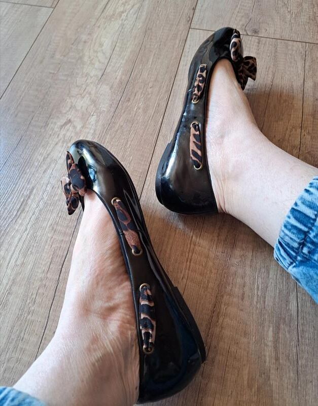 Feet with shoes for fap 