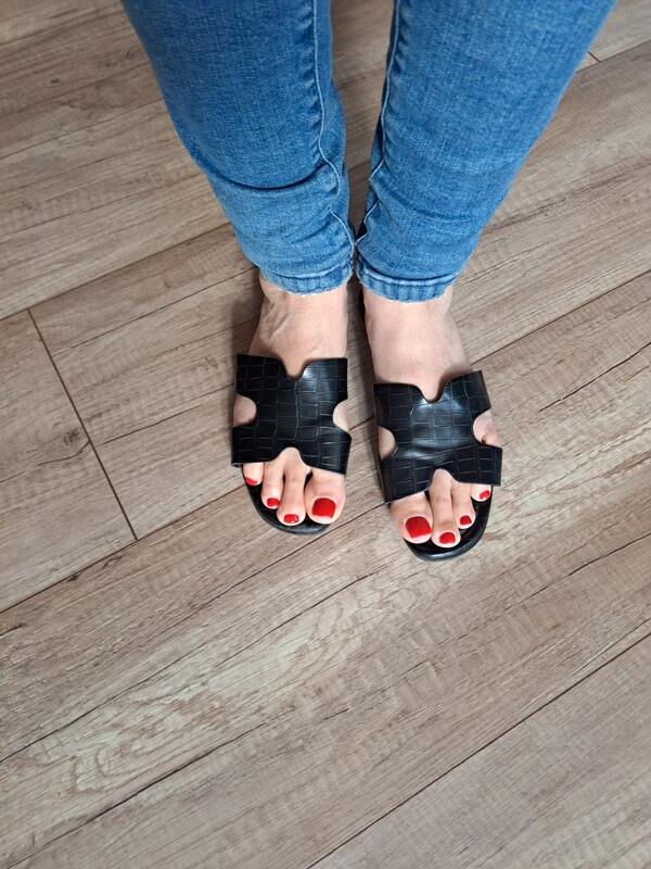 Feet with shoes for fap 