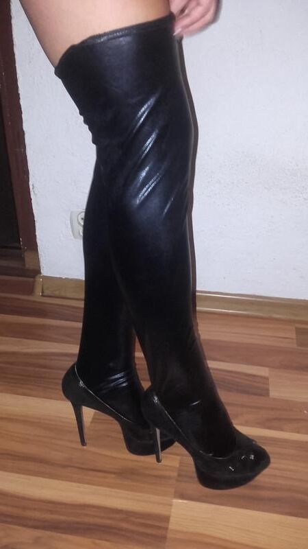 Feet with shoes for fap 