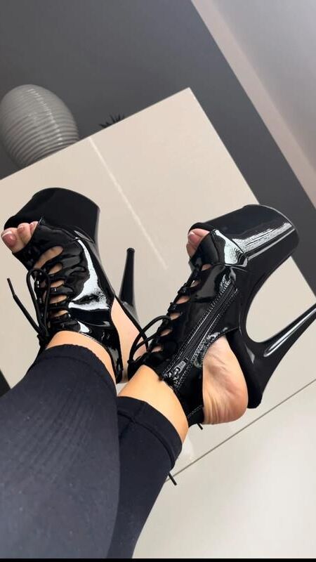 Feet with shoes for fap 