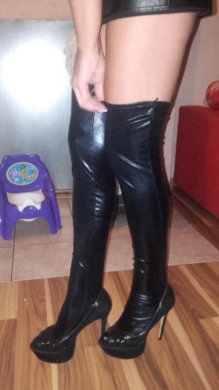 Feet with shoes for fap 