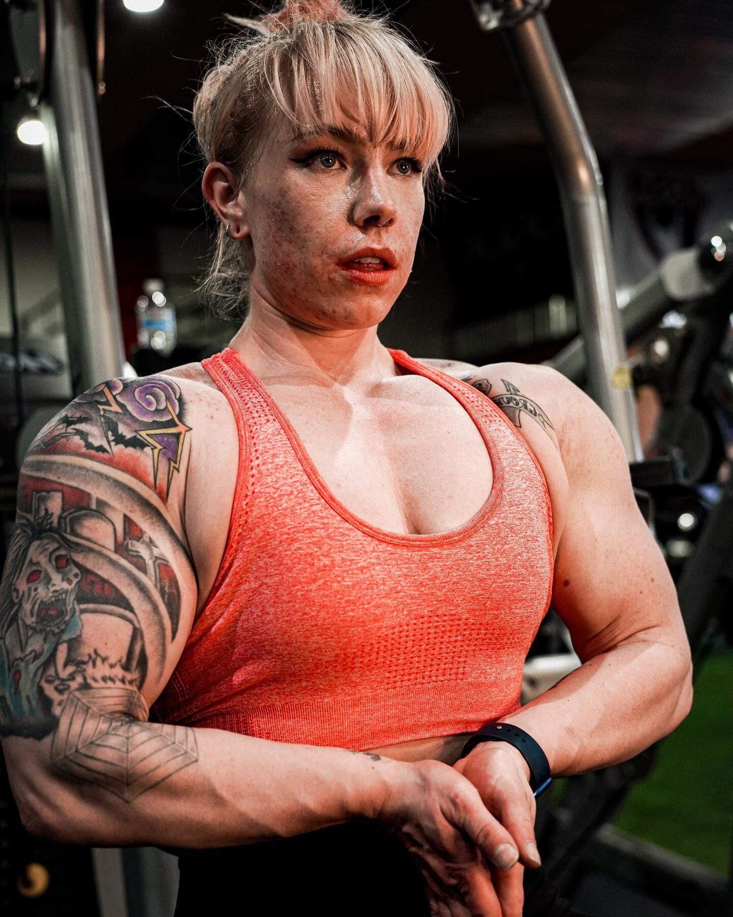 Chicas musculares al azar