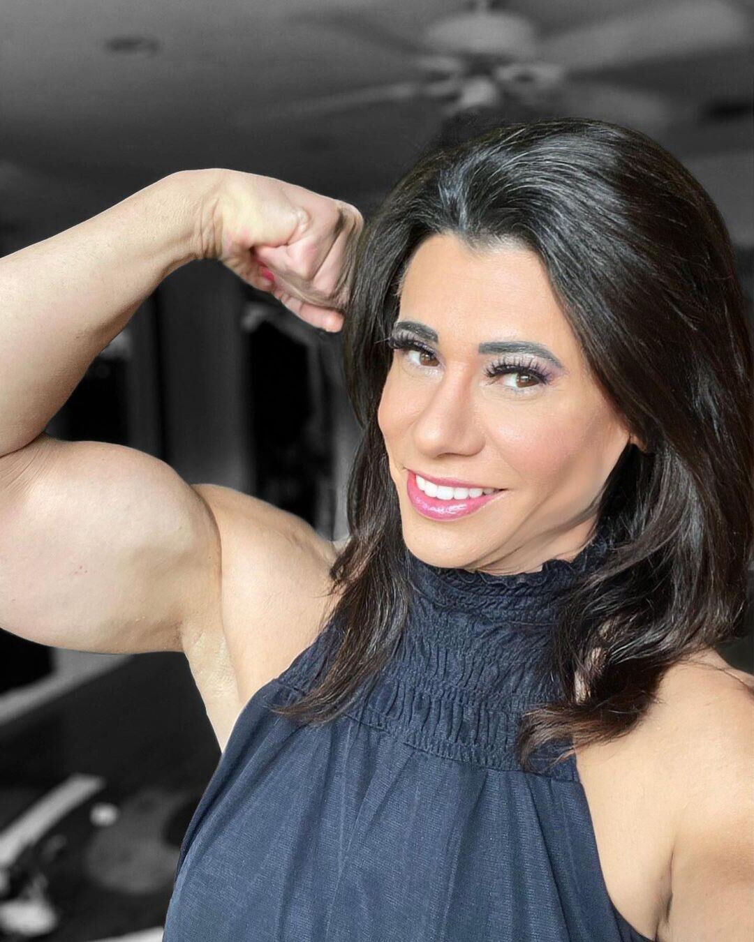 Chicas musculares al azar