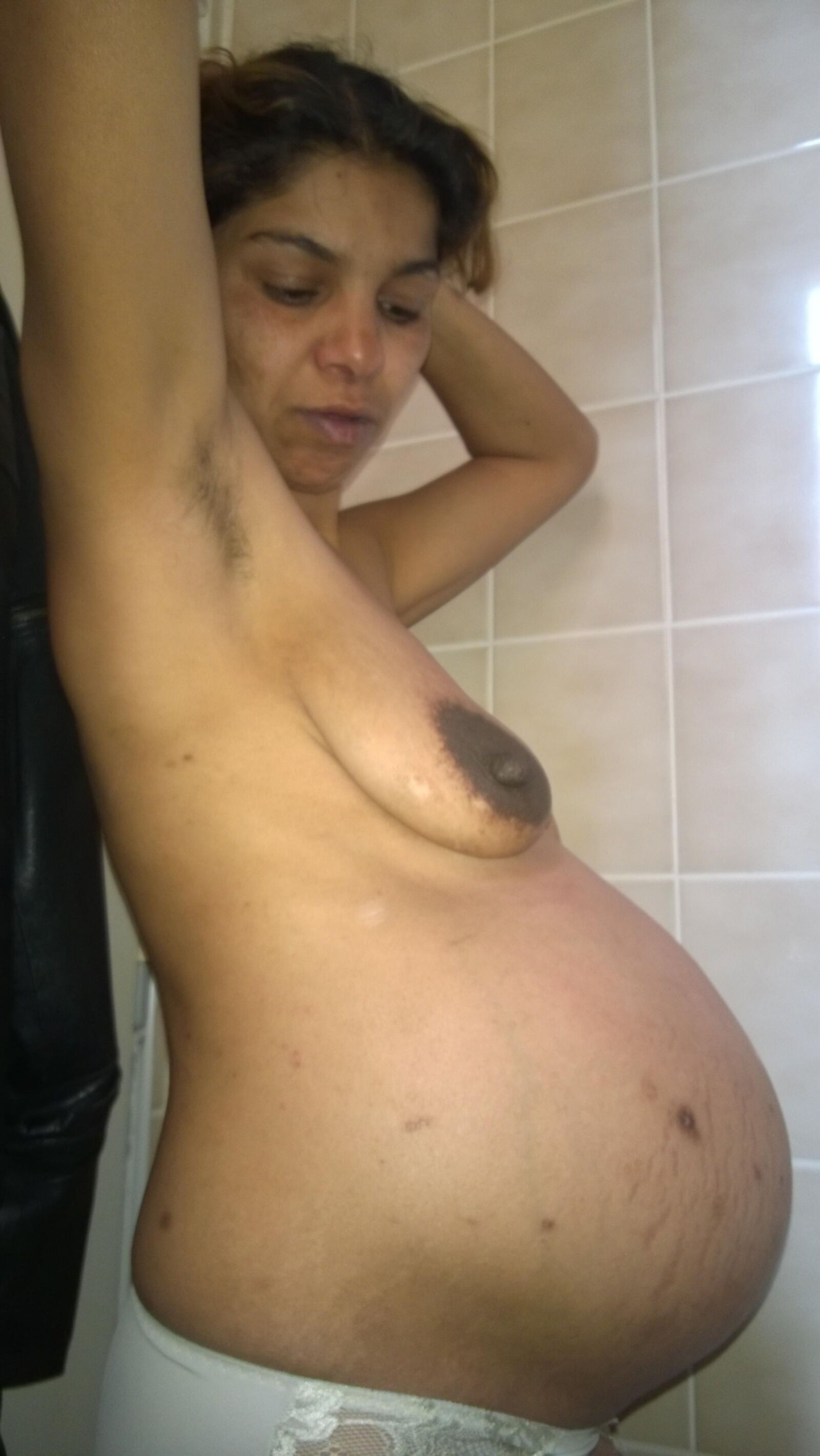 Ugly Gipsy Preggo Boobs
