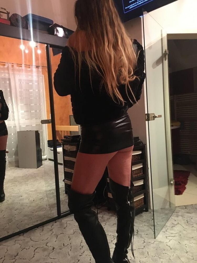 Helene wears her slutty boots