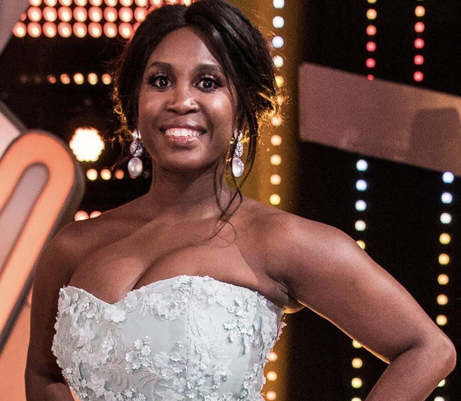 Motsi Mabuse fette schwarze Euter Fick Sau / fat black fuck meat