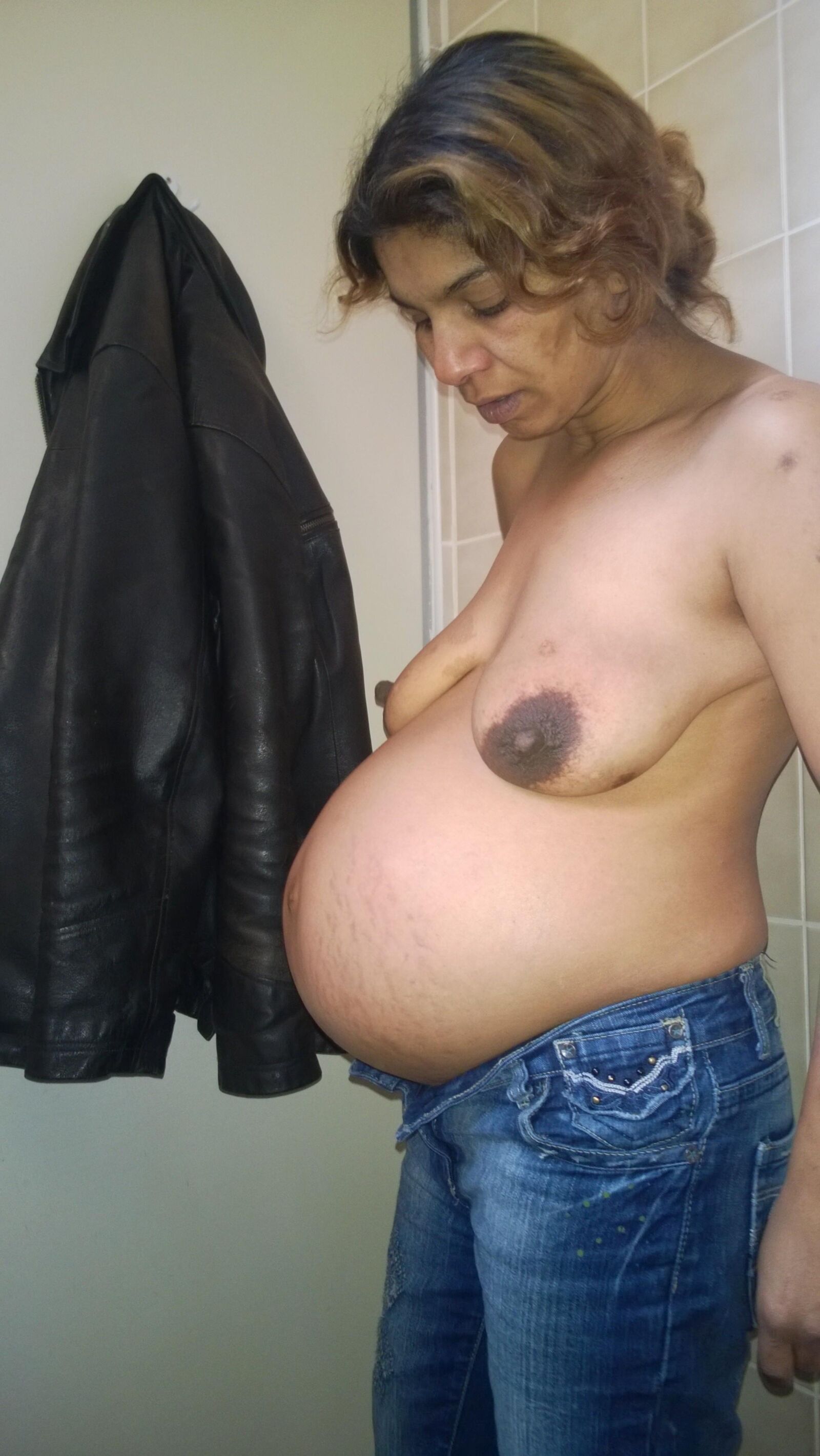 Ugly Gipsy Preggo Boobs