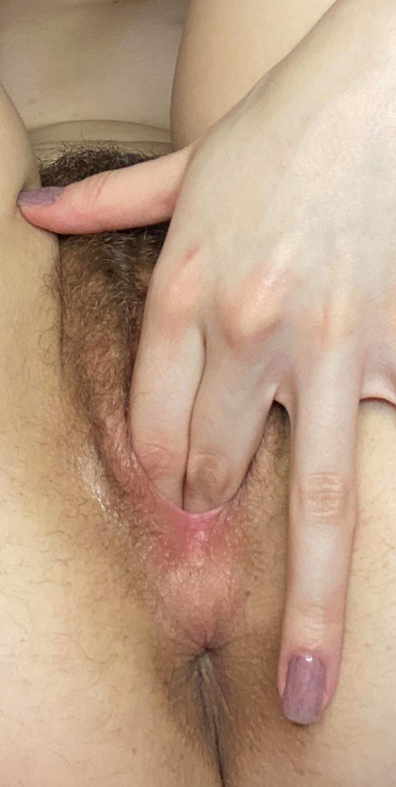 Impresionante puta para adolescentes peludas