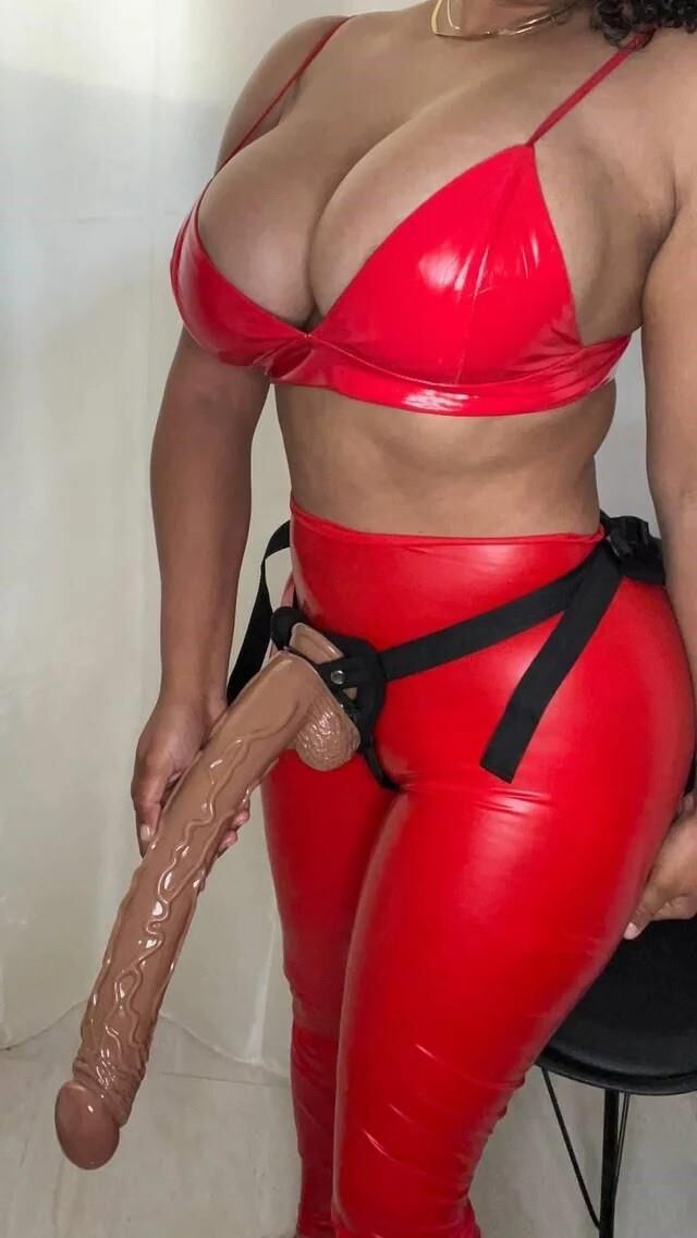 Dominas qui possèdent des fagots comme moi