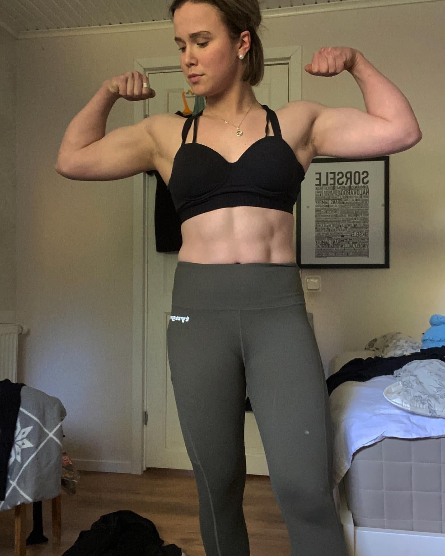 Chicas musculares al azar