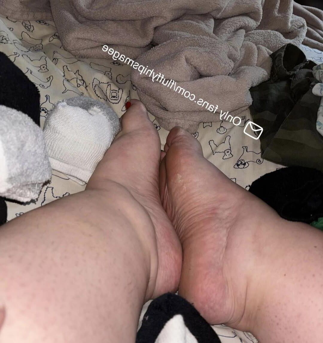 Fat Feet Sases and Toes (BBW, SSBBW, USSBBW)