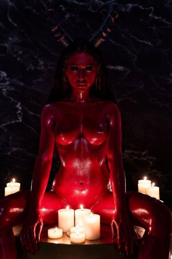Succubus demonio III Damazonia Luna Artemis