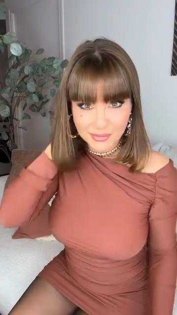 Laetitia lacourt cheveux parfaits
