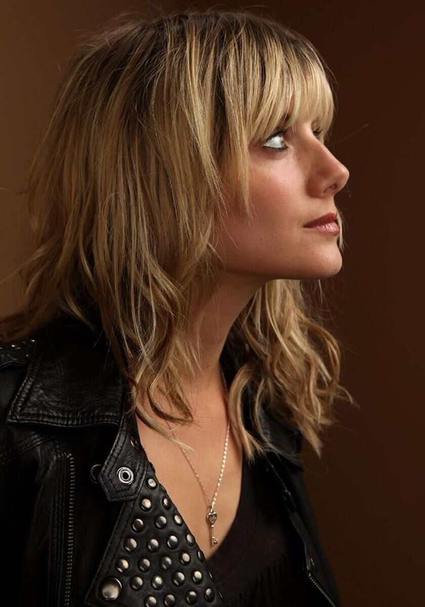 Melanie Laurent Hair parfaits