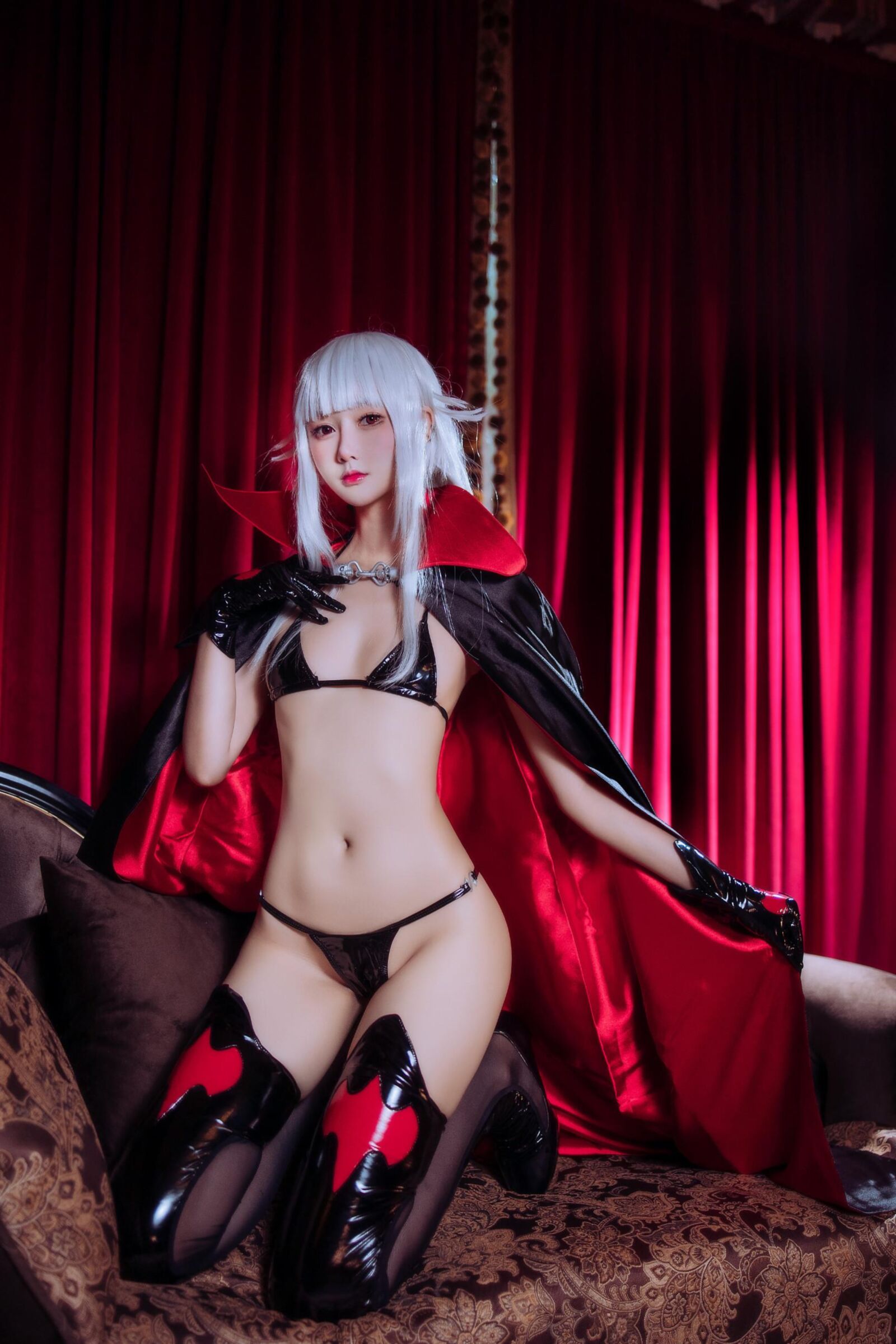 Yushengsanwei Black Látex ABG Fantasy Vampire