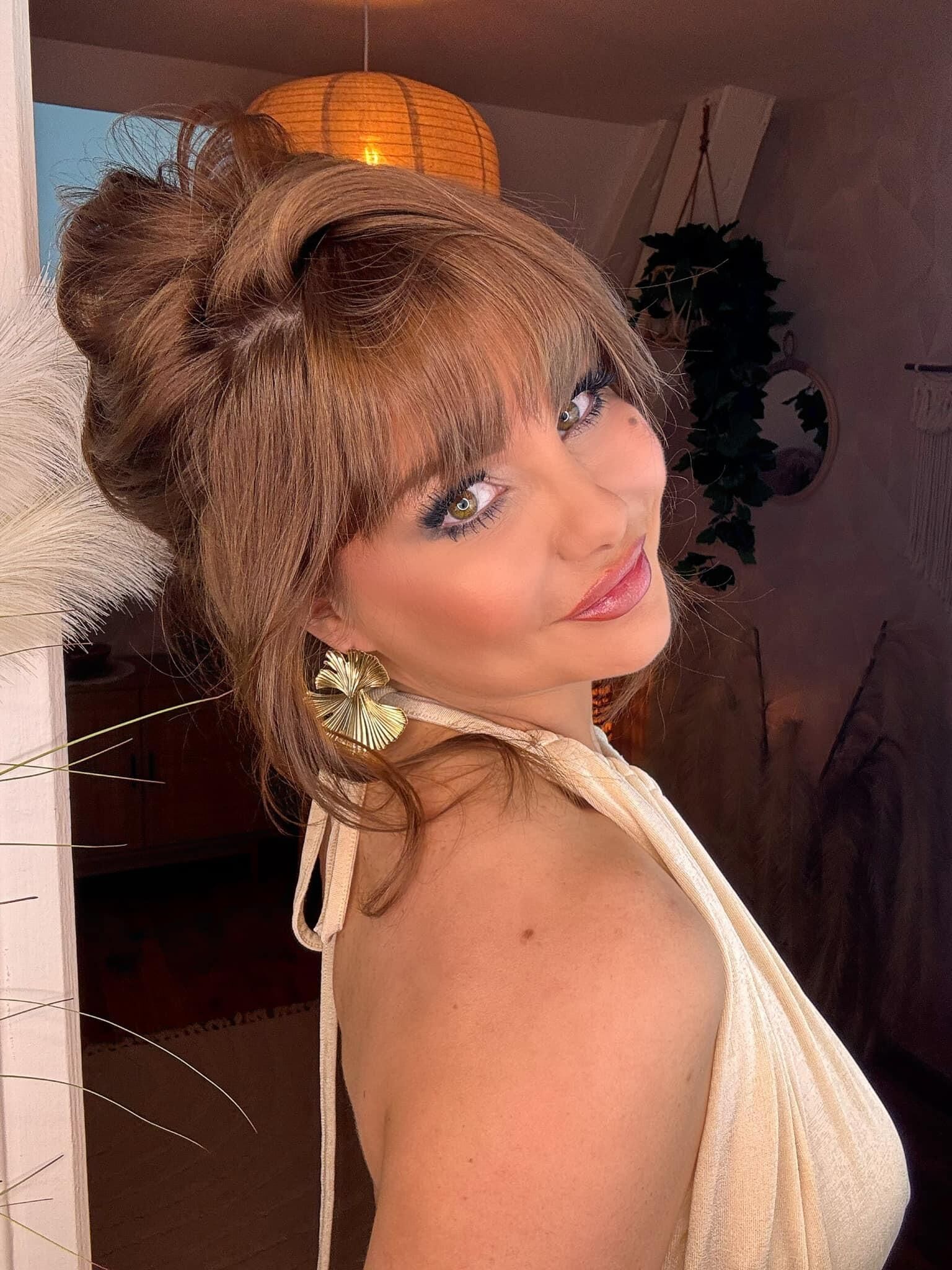 Laetitia lacourt cheveux parfaits