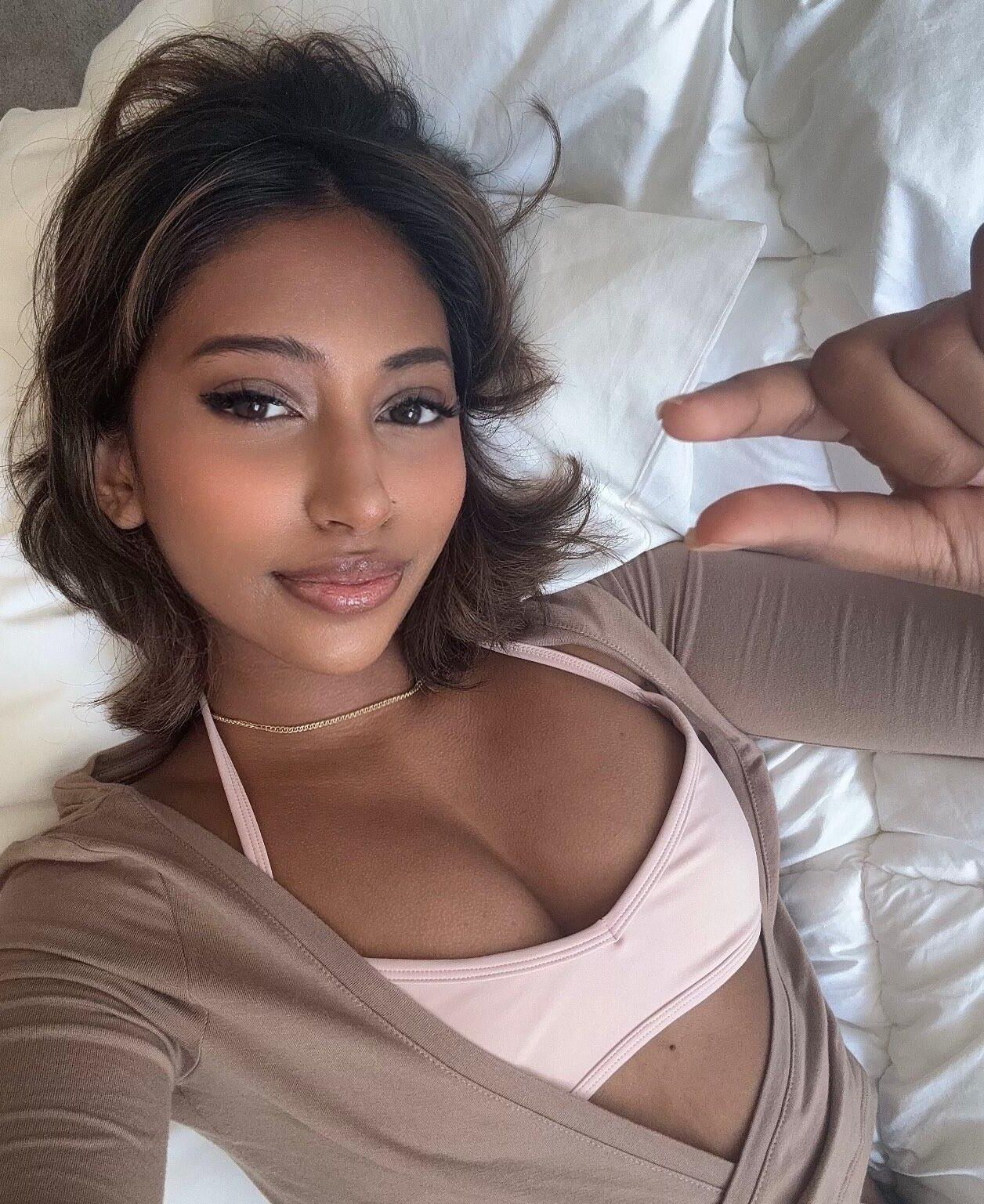 Qiyana desi findom