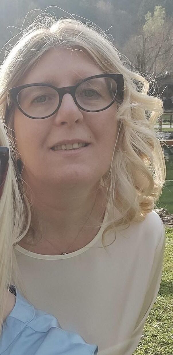 Expondo minha tia MILF Catia