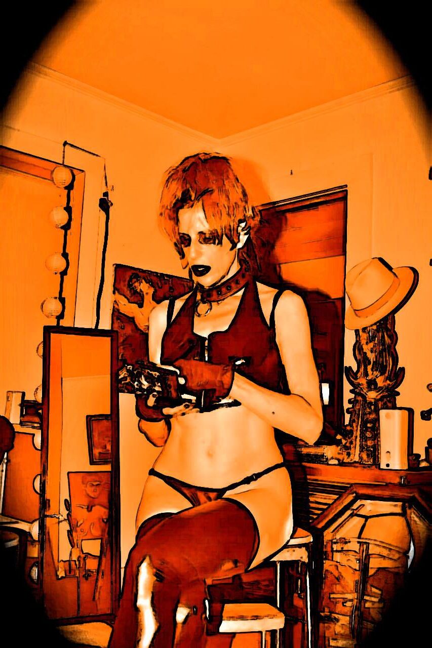 Fetish Slut Smokes Black and Gold