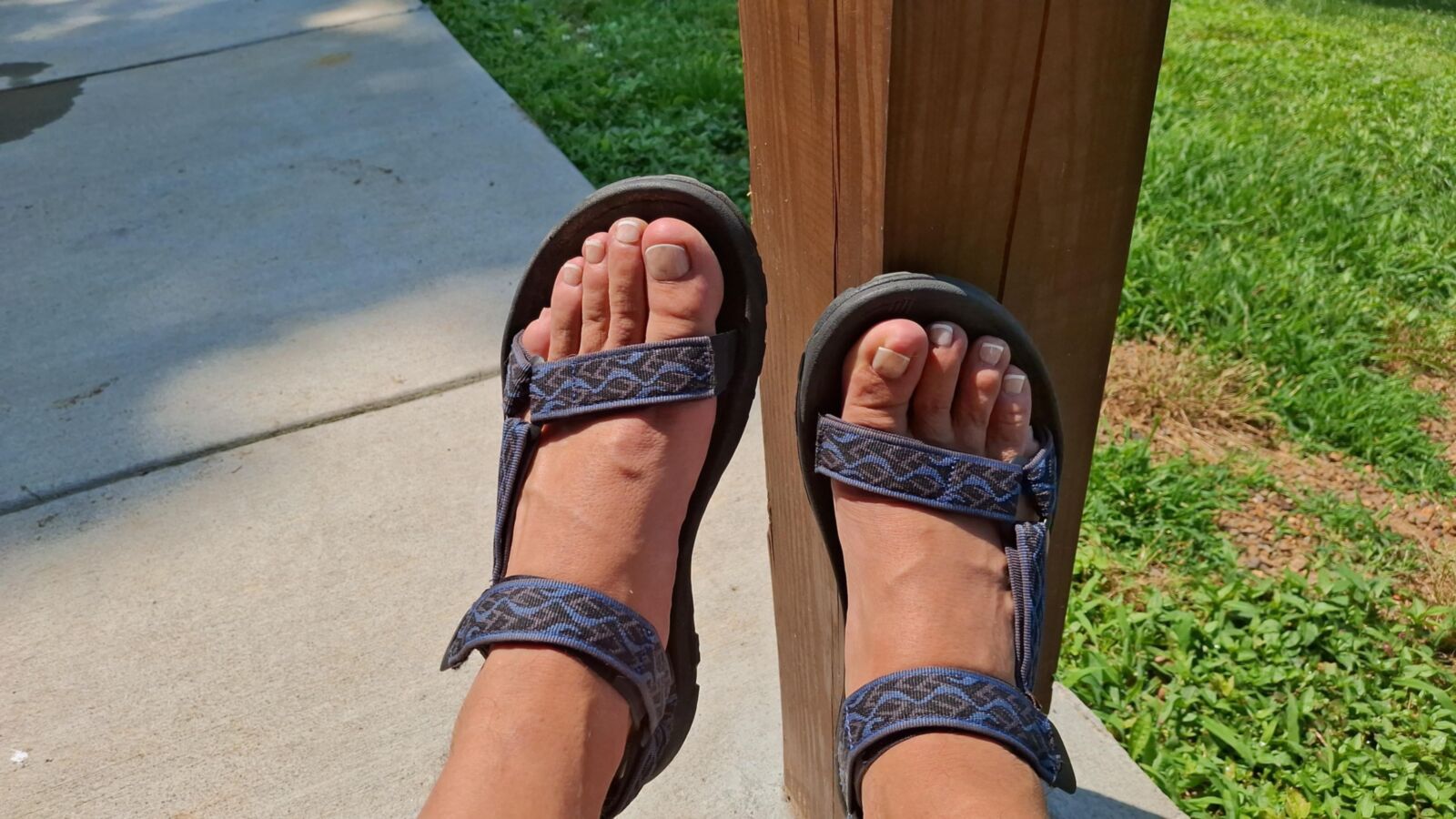 Do you like men wearing sandals