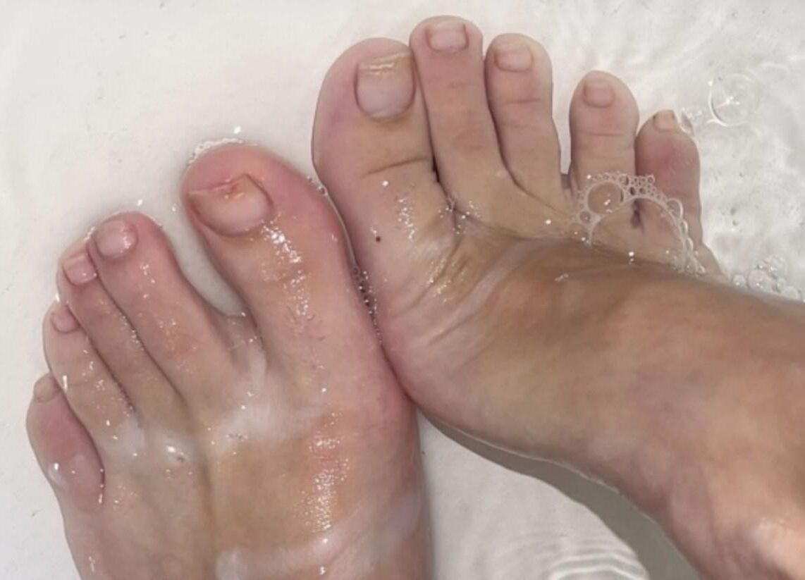 Kristin’s wet, natural, no polish, ball draining toes 