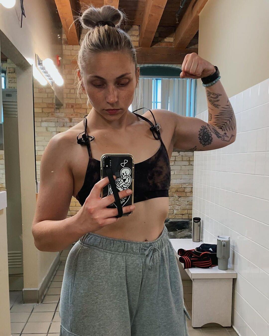 Random Muscle Girls 