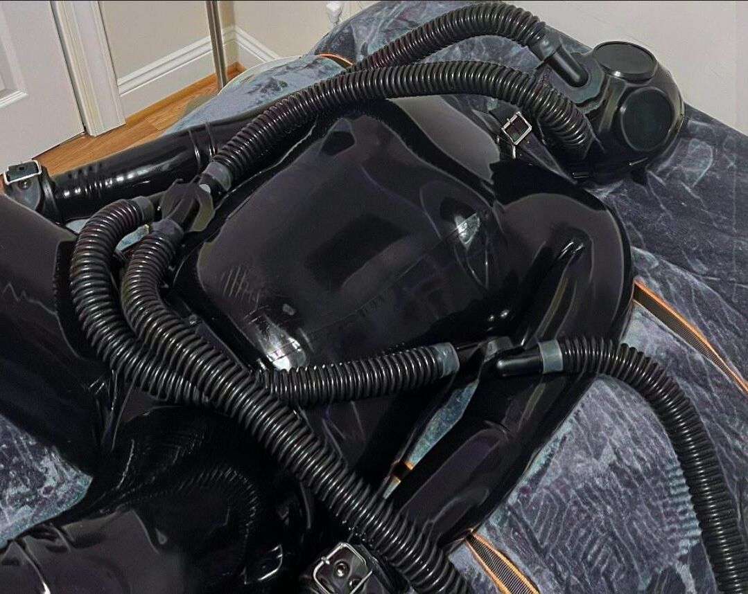 Heavy Rubber Fetish 