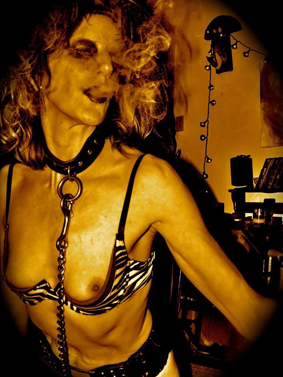 Smoke Slut