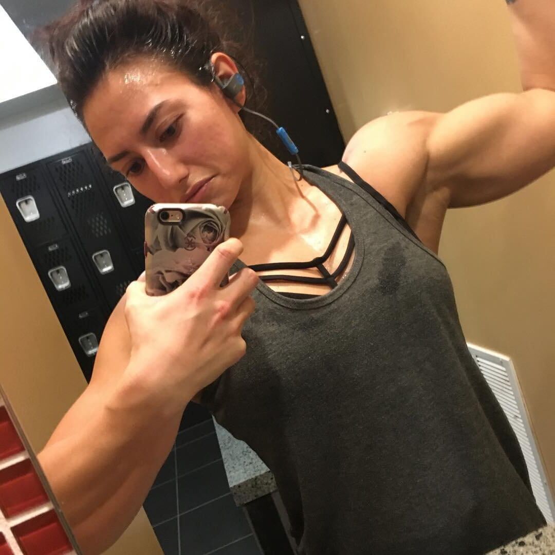 Random Muscle Girls 