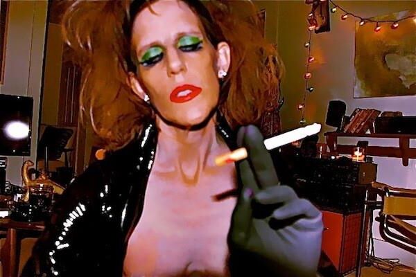 Sexy Lady Smoke