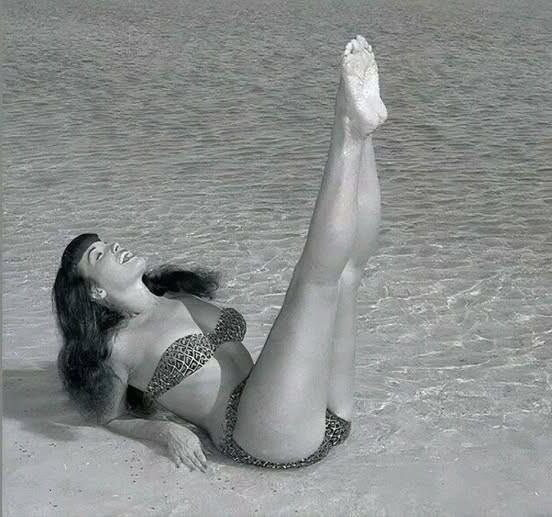 chicas bikini de verano