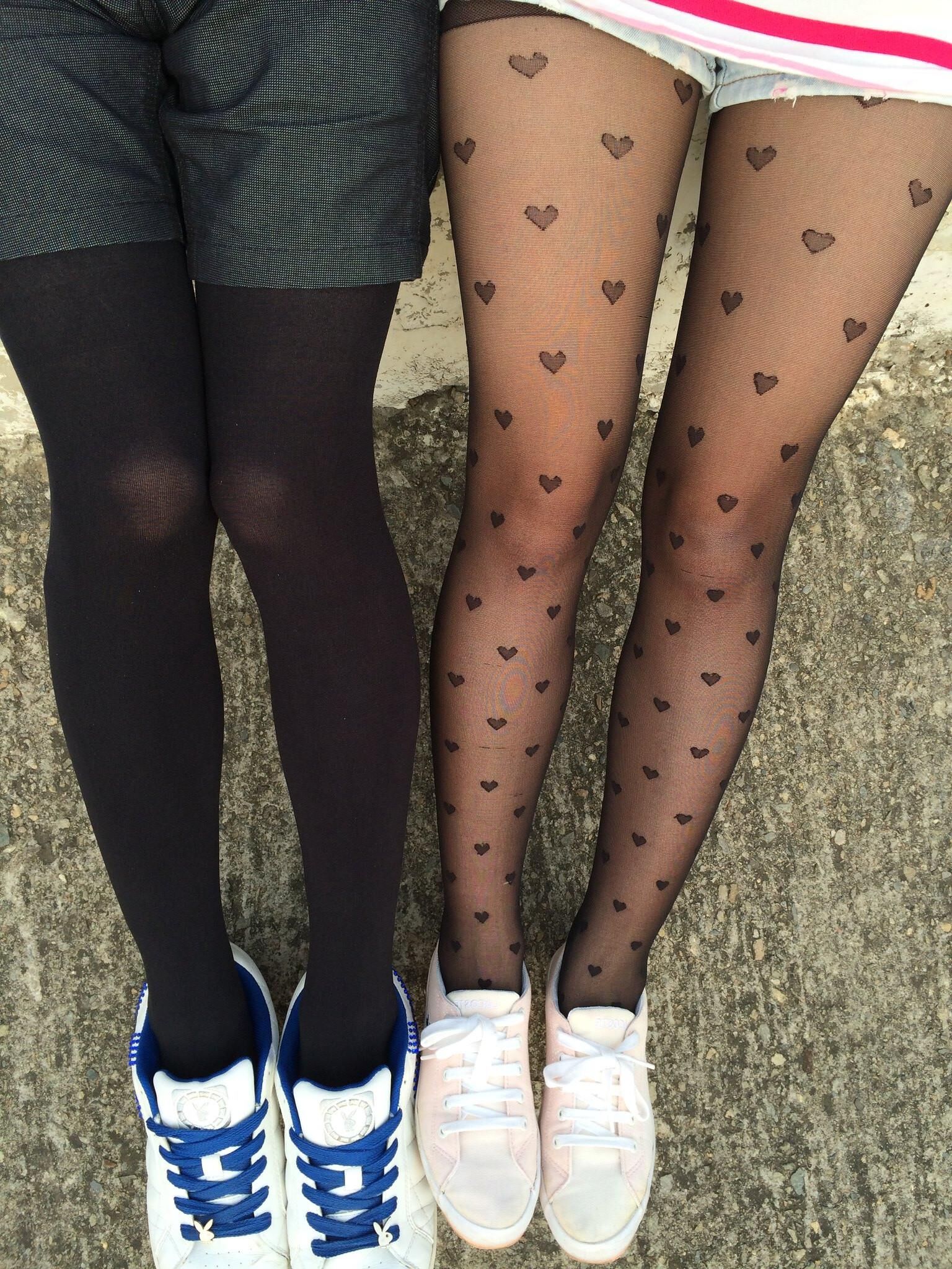 Sneaker and converse with nylon