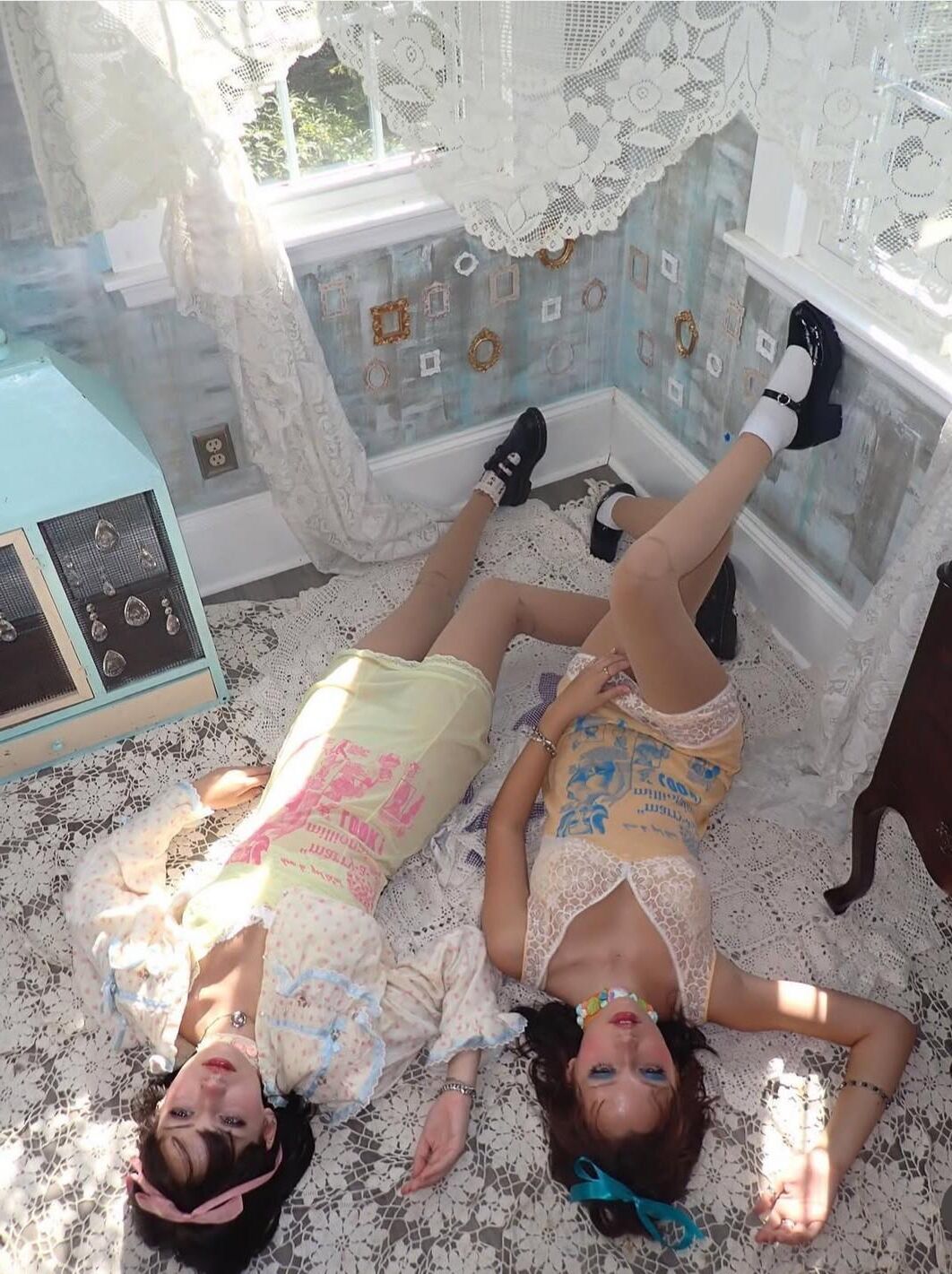 Sexy Leggy Girls 