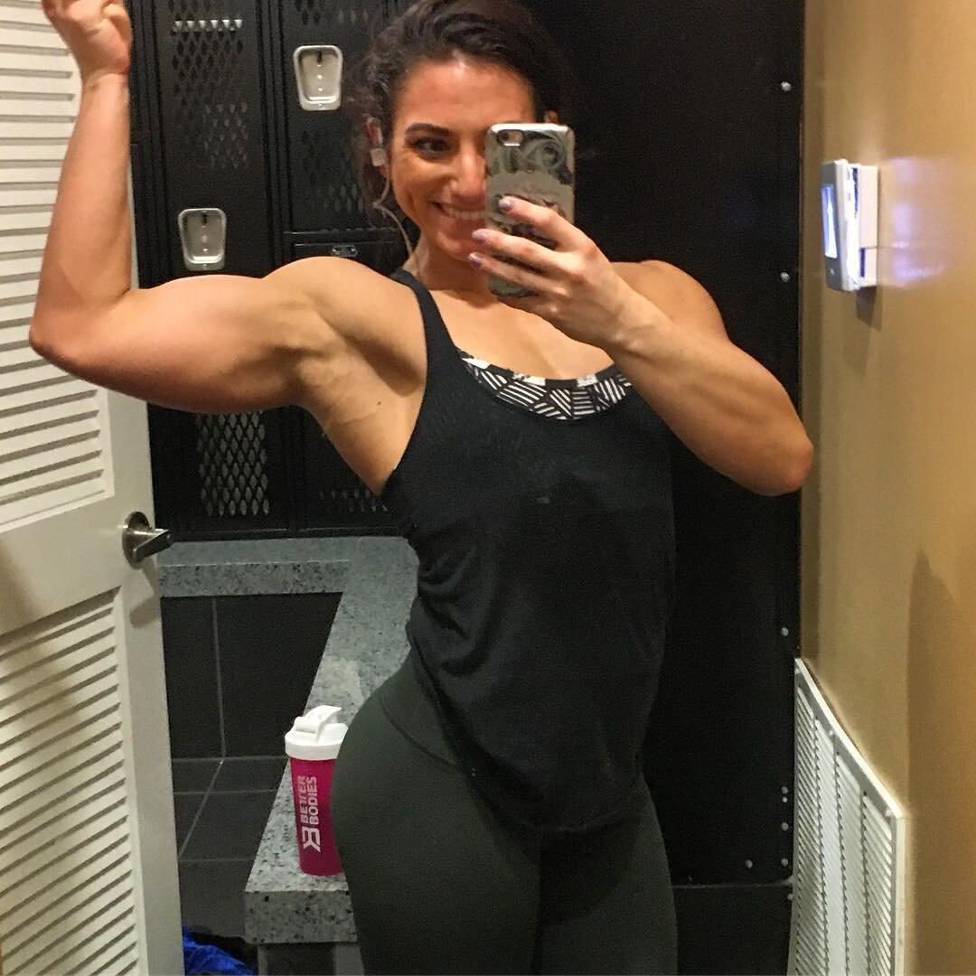 Random Muscle Girls 