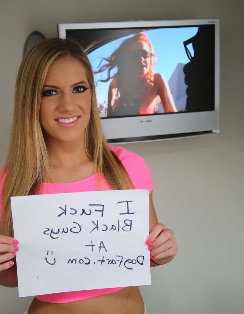 Meninas com um sinal