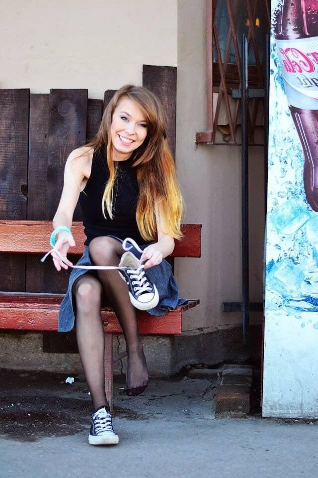 Sneaker and converse with nylon
