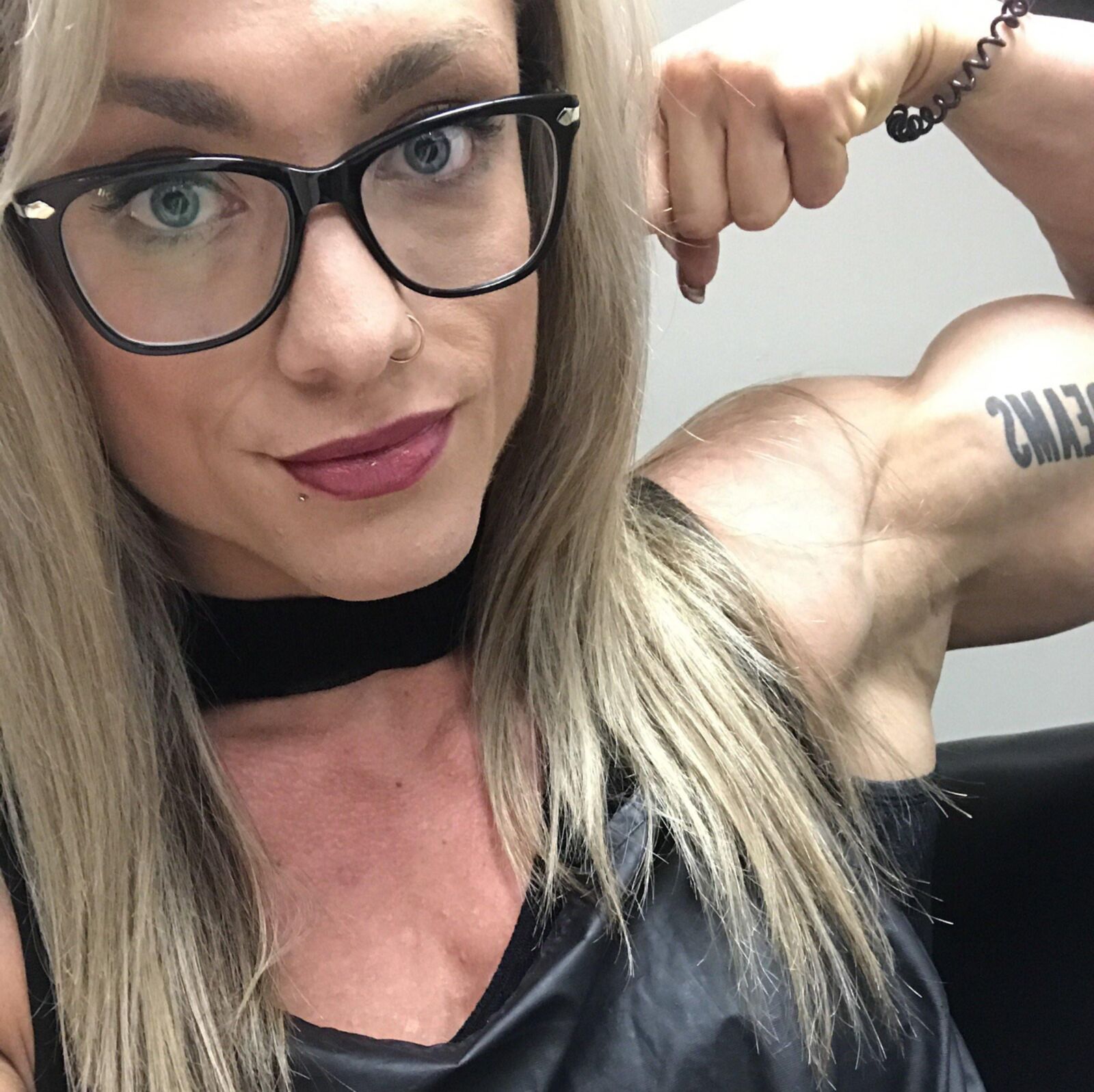 Random Muscle Girls 
